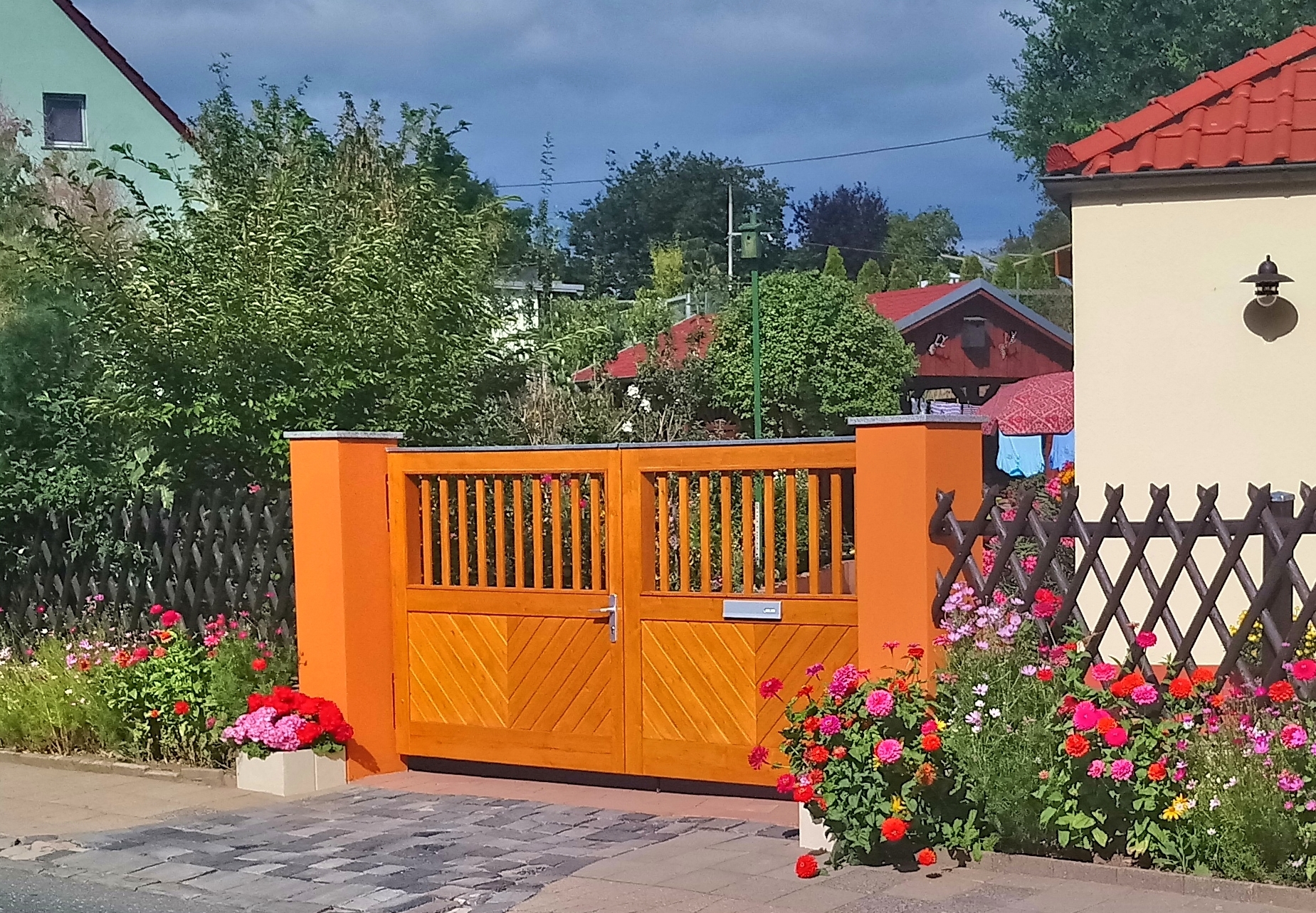Einfahrtstore Selber Bauen / Hoftor Selber Bauen Das Mussen Sie